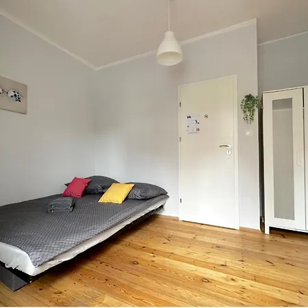 Homestay Ocular - 12 Minutes To Old Town & Seaside *
